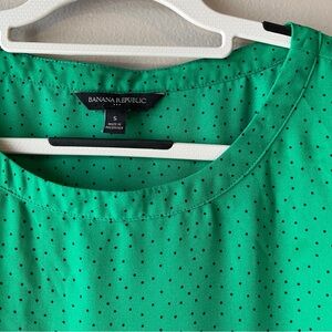 Banana Republic Emerald Top with Black Dots